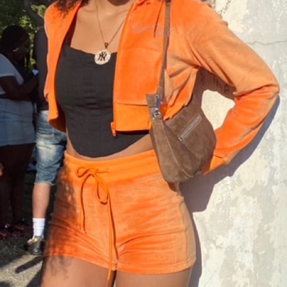 Fine Girl 2 Piece Set - Picture 2 of 2